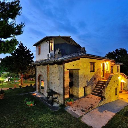 Girasole - Agriturismo Fogliani Giano dellʼUmbria Esterno foto