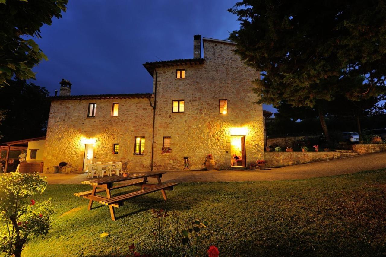 Girasole - Agriturismo Fogliani Giano dellʼUmbria Esterno foto